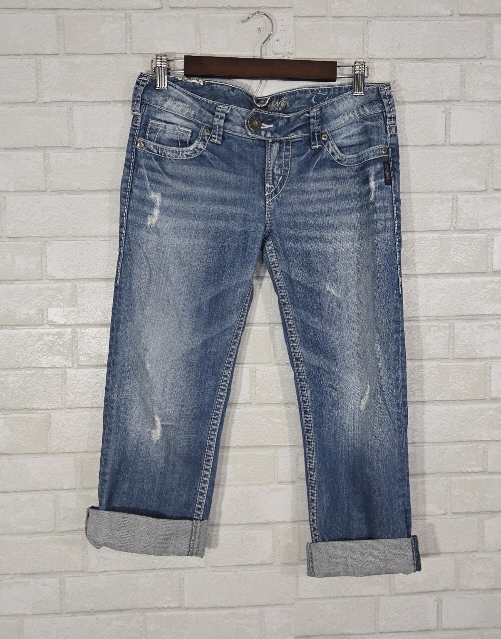Silver Jeans Tuesday Capri Jeans